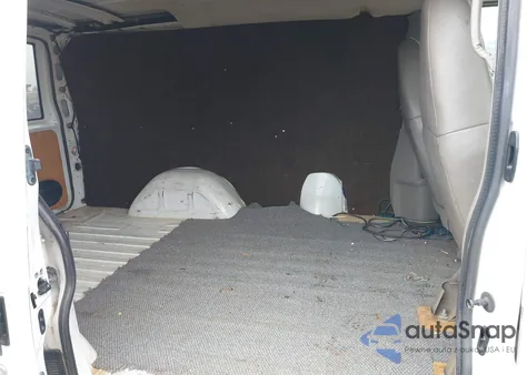 2005 Chevrolet Astro z USA, uszkodzony, nr VIN 1GCDM19X85B111127